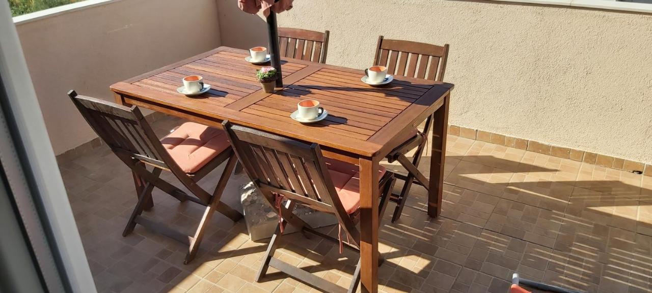 שיבניק Apartment Anamaria מראה חיצוני תמונה