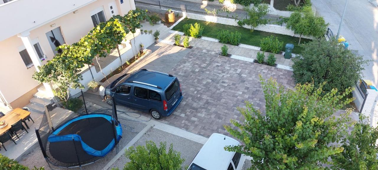 שיבניק Apartment Anamaria מראה חיצוני תמונה